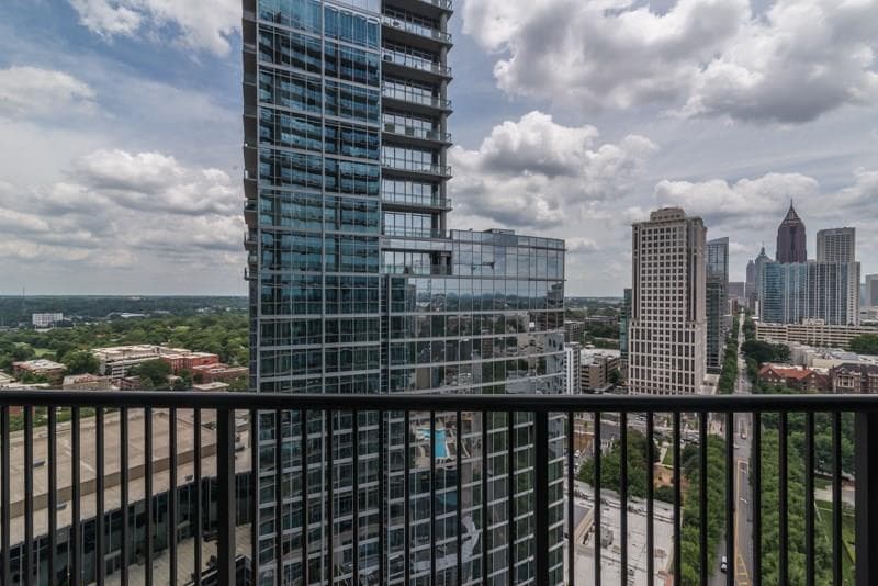 1 bedroom, 805 sq ft condominium sold at 1080 Peachtree Street 2008, Atlanta, GA 30309