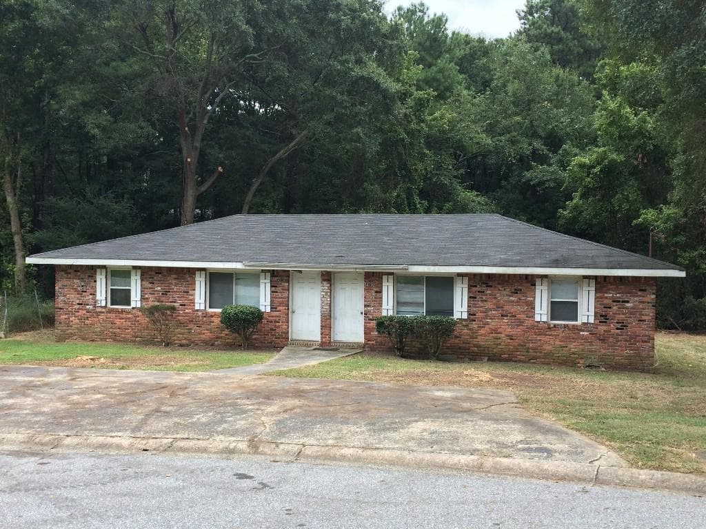duplex sold at 4128 John Arnold Circle, Conley, GA 30288