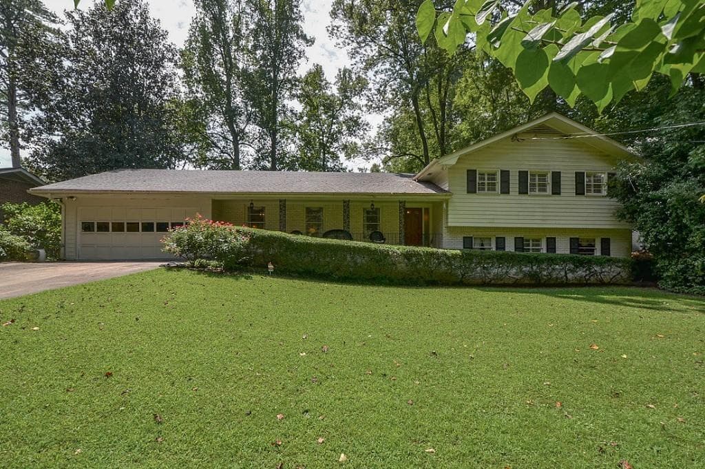 4 bedroom, 2,665 sq ft single family residence sold at 1588 Alderbrook Road, Decatur, GA 30033