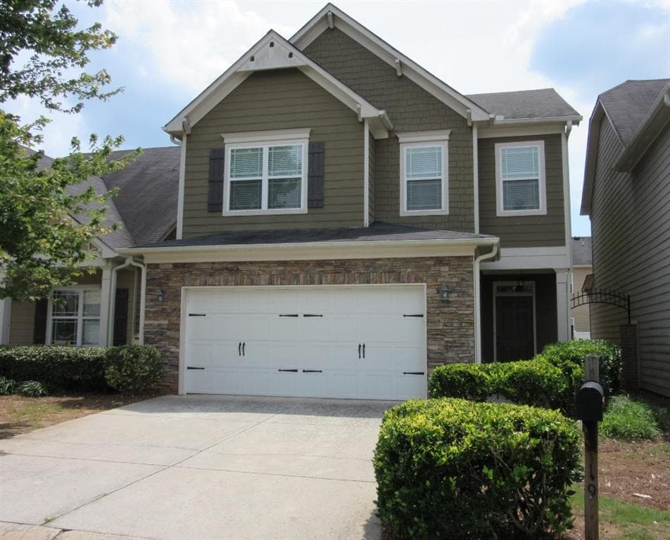 3 bedroom, 1,887 sq ft single family residence sold at 19 Highland Pointe Circle, Dawsonville, GA 30534