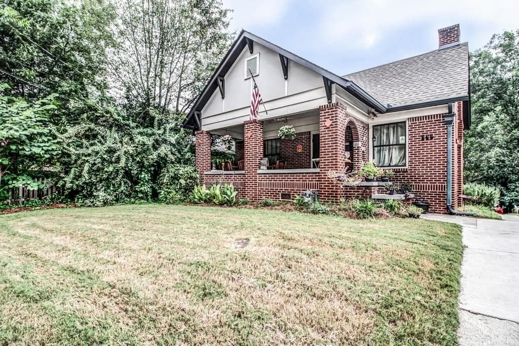 2 bedroom, 1,331 sq ft single family residence sold at 933 Church Street, Decatur, GA 30030