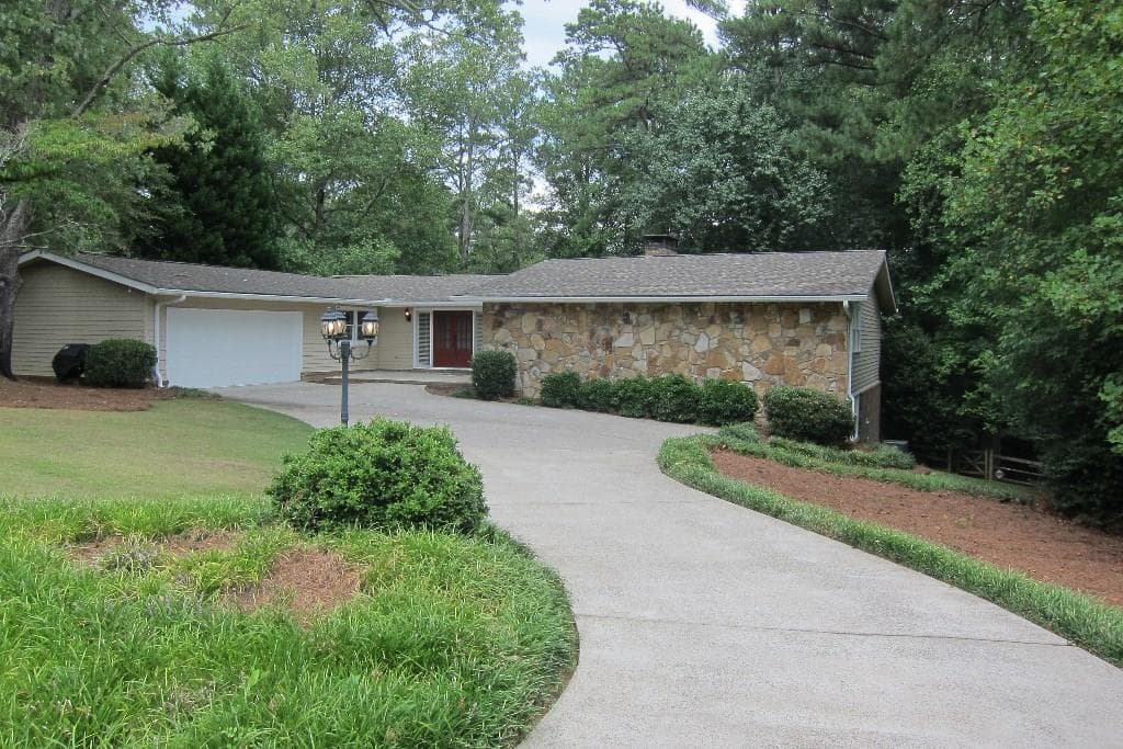 3805 Clubland Trail, Marietta, GA 30068 — most recent listing photo