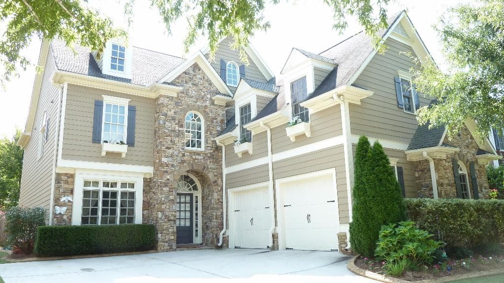 4069 Hill House Road, Smyrna, GA 30082 — most recent listing photo