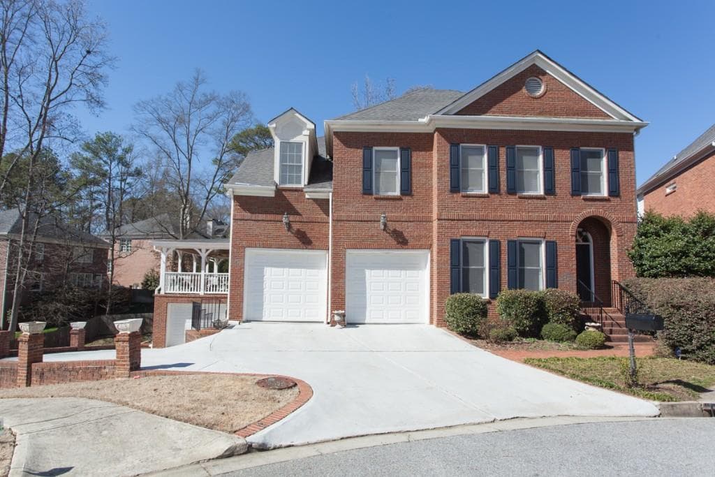 4 bedroom single family residence sold at 2284 Valley Brook Way, Brookhaven, GA 30319