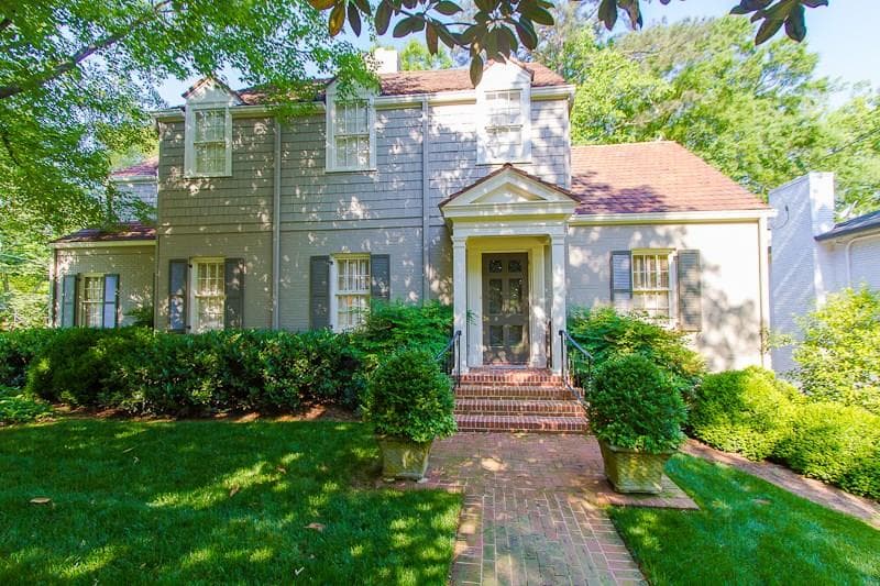 4 bedroom single family residence sold at 2344 Dellwood Drive, Atlanta, GA 30305