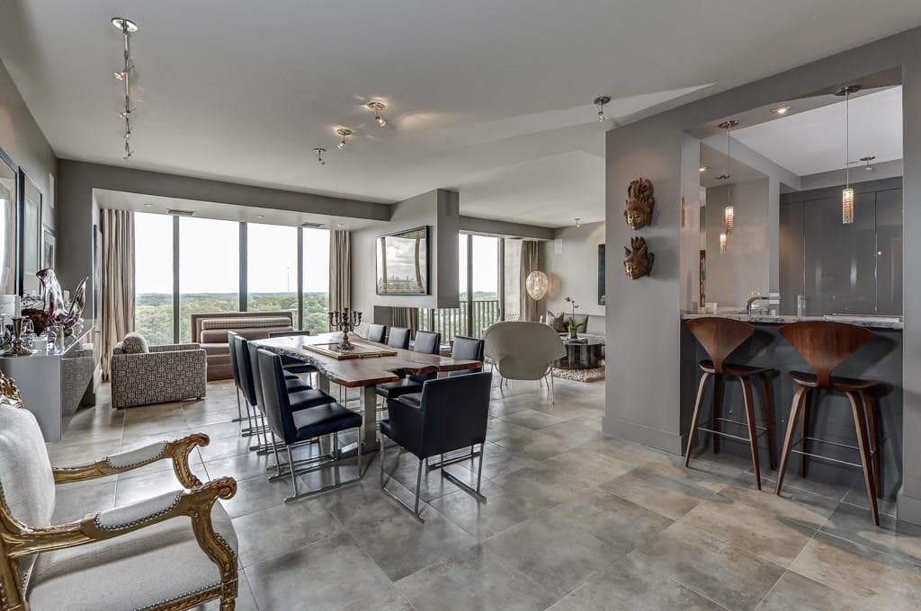 2 bedroom, 1,800 sq ft condominium sold at 147 15th Street 11B, Atlanta, GA 30309