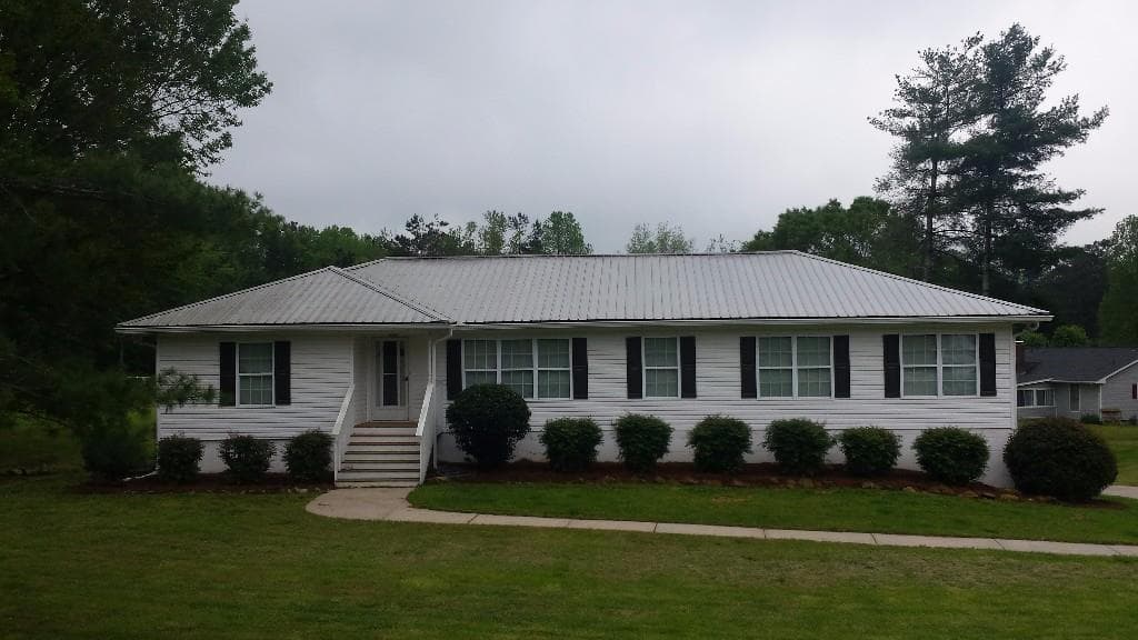 2915 Spot Road, Cumming, GA 30040 — most recent listing photo