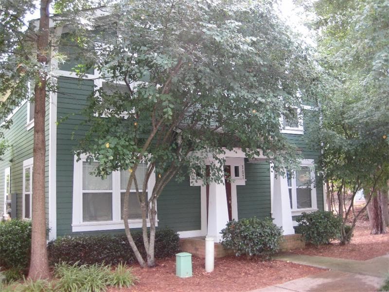 490 Barnett Shoals Road 107, Athens, GA 30605 — most recent listing photo