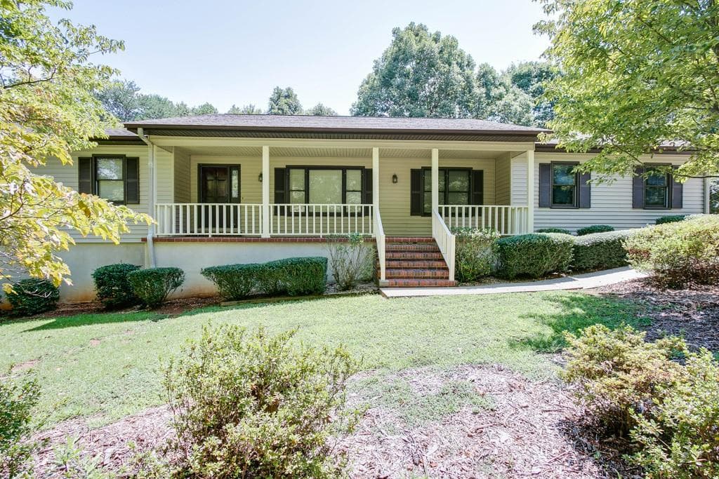 5212 Laurel Terrace, Flowery Branch, GA 30542 — most recent listing photo