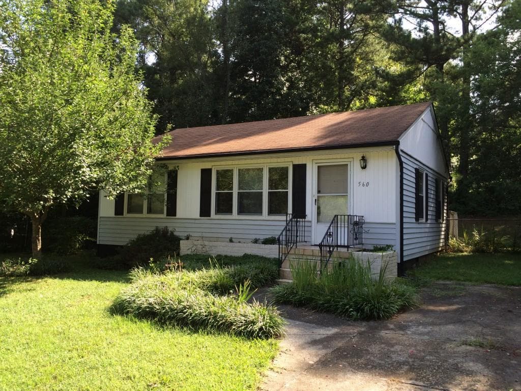 2 bedroom, 800 sq ft single family residence sold at 560 Barnes Mill Drive, Marietta, GA 30062