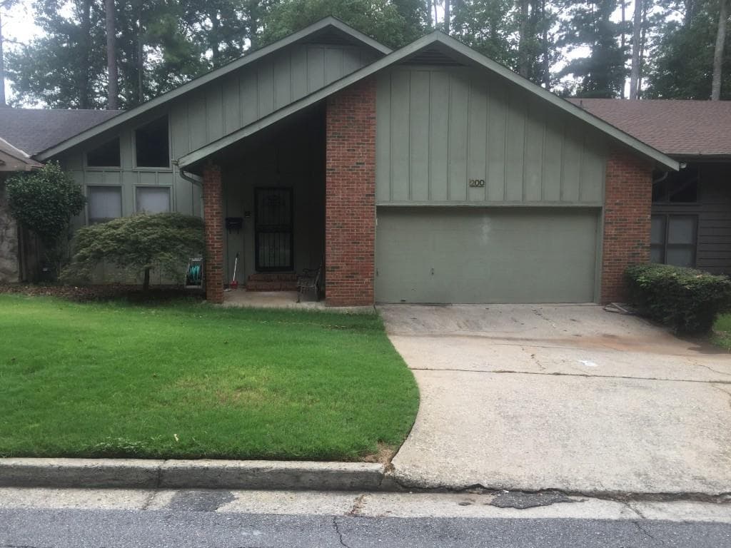 200 Cruise Court 200, Roswell, GA 30076 — most recent listing photo