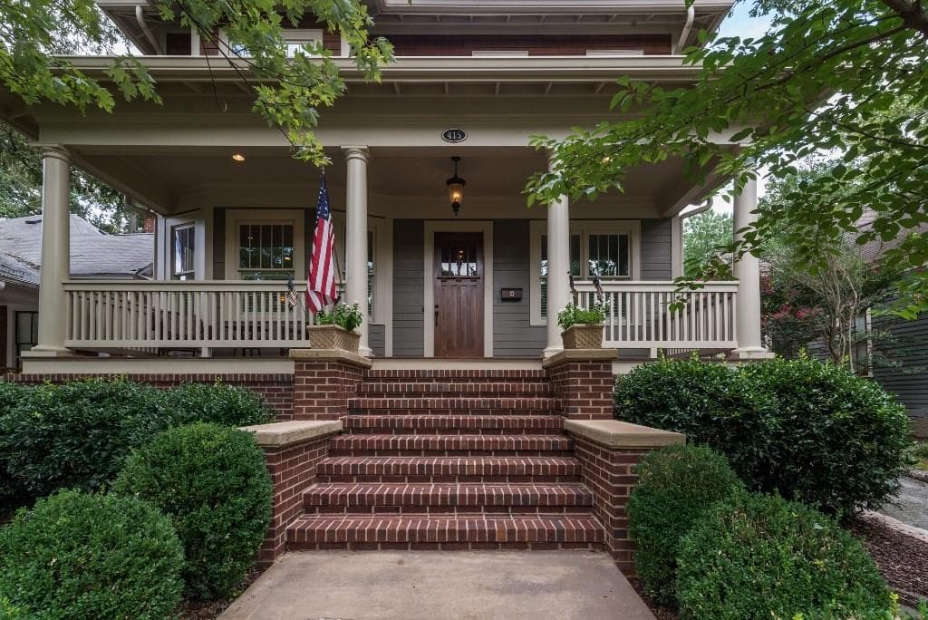 5 bedroom, 2,896 sq ft single family residence sold at 415 Oakdale Road, Atlanta, GA 30307