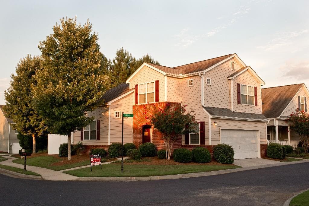 101 Swanee Lane, Woodstock, GA 30188 — most recent listing photo