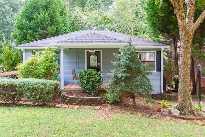 2 bedroom, 800 sq ft single family residence sold at 1103 Napier Street, Atlanta, GA 30316