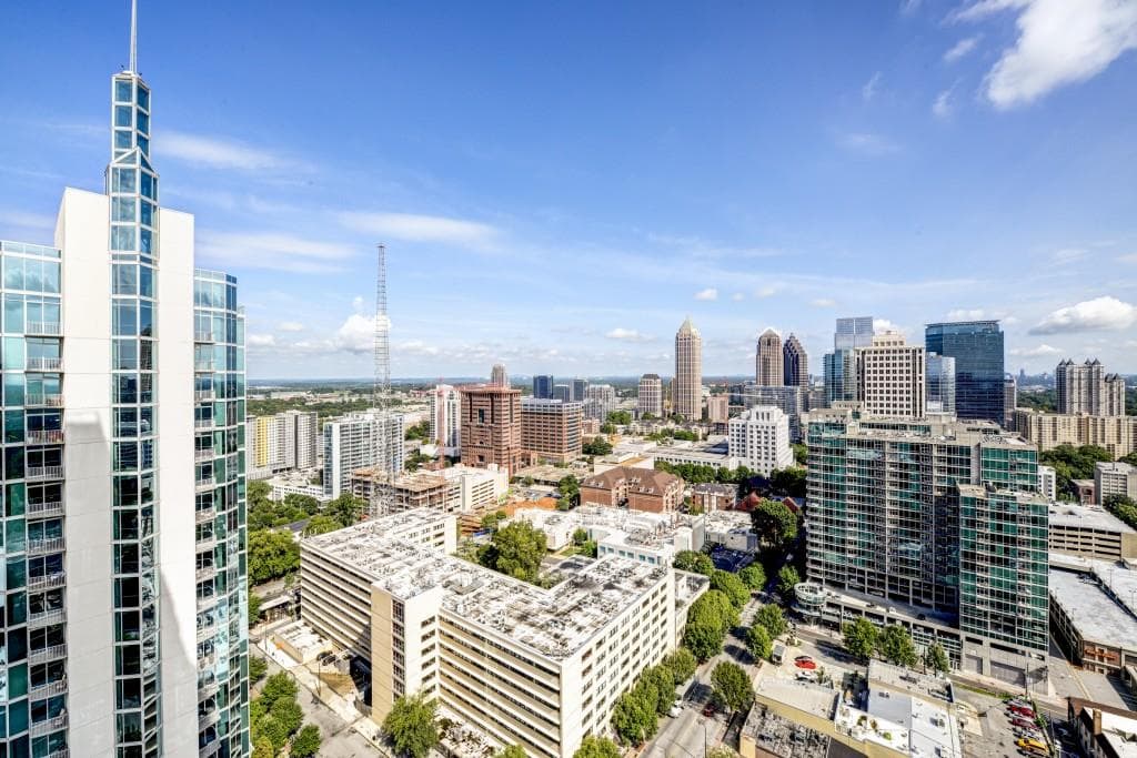 1 bedroom, 783 sq ft condominium sold at 855 Peachtree Street 2606, Atlanta, GA 30308