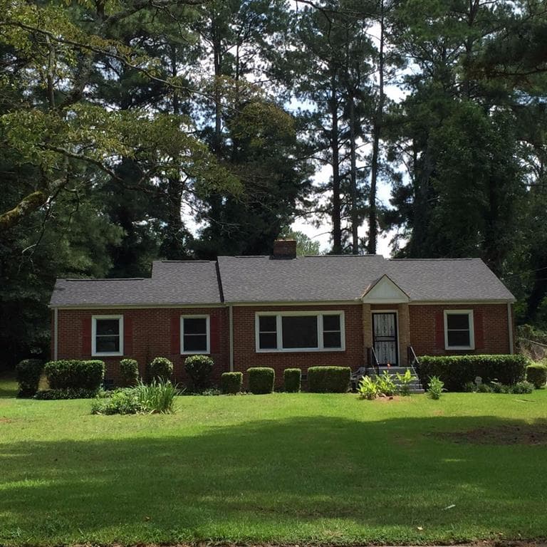 2 bedroom, 1,501 sq ft single family residence sold at 2200 Beecher Road, Atlanta, GA 30311