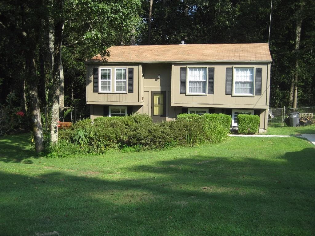 3562 Tewksbury Drive, Snellville, GA 30039 — most recent listing photo