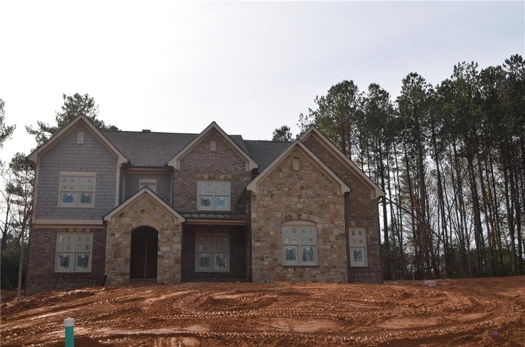 5 bedroom, 4,074 sq ft single family residence sold at 1827 Berkeley Oaks Lane, Atlanta, GA 30329