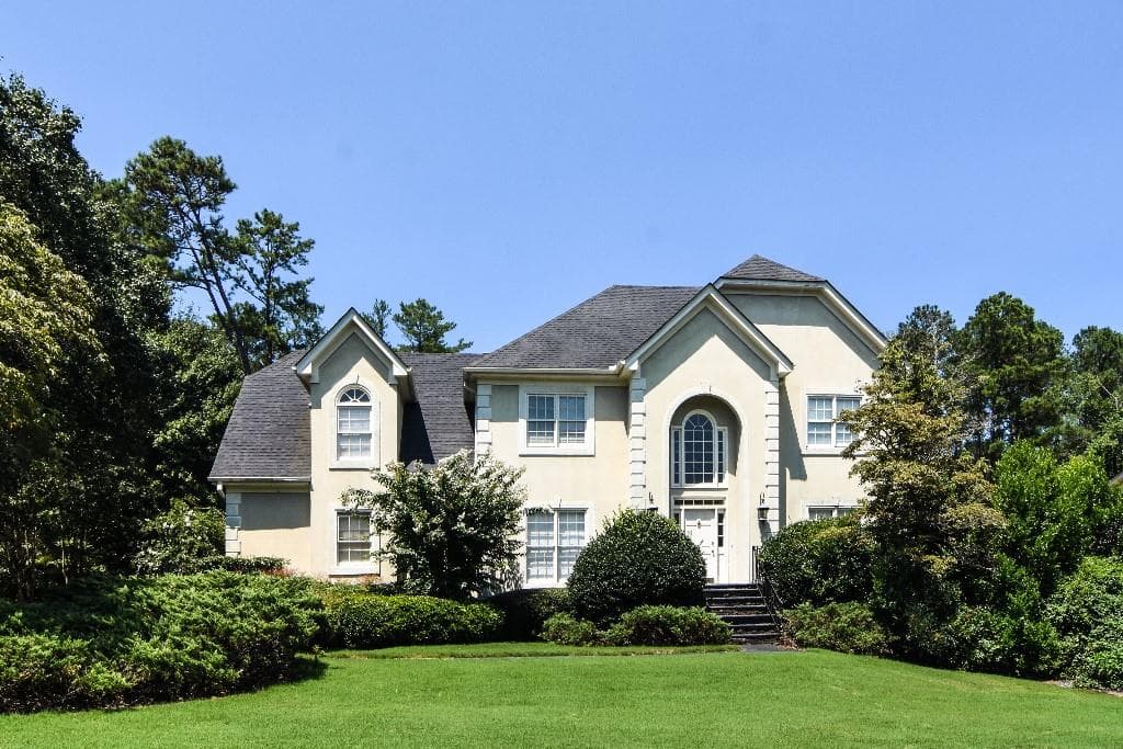 5 bedroom, 3,147 sq ft single family residence sold at 3630 Windlake Drive, Snellville, GA 30039