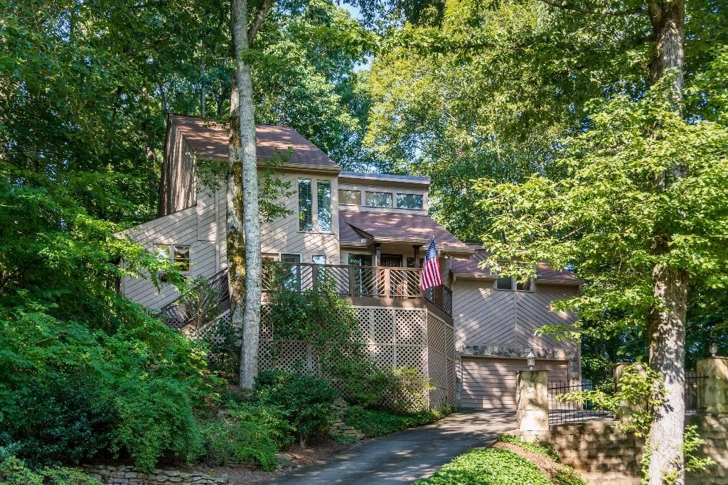 3482 Johnson Ferry Road, Roswell, GA 30075 — most recent listing photo