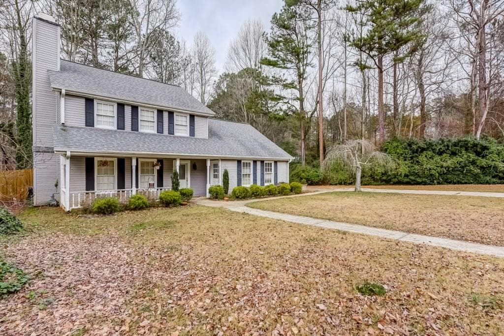 4 bedroom single family residence sold at 1189 W Mill Drive, Kennesaw, GA 30152