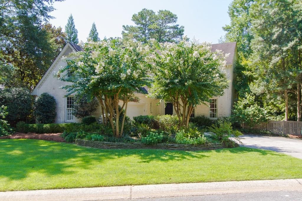 5 bedroom, 4,353 sq ft single family residence sold at 3170 Lemons Ridge Drive, Atlanta, GA 30339