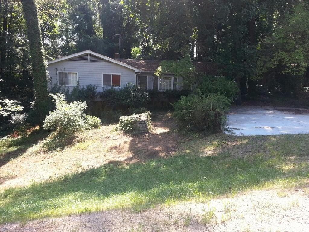 4 bedroom, 1,984 sq ft single family residence sold at 2354 Tanglewood Circle, Atlanta, GA 30345