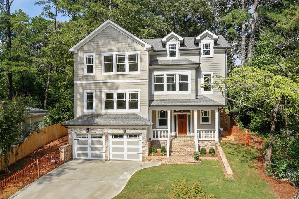 5 bedroom, 3,479 sq ft single family residence sold at 1660 Wayland Circle, Brookhaven, GA 30319