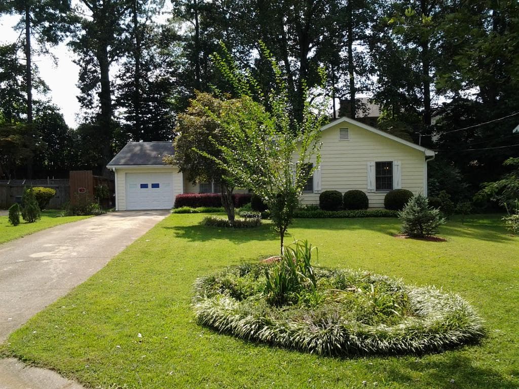 3 bedroom, 1,280 sq ft single family residence sold at 1372 Daniel Lane, Lawrenceville, GA 30046