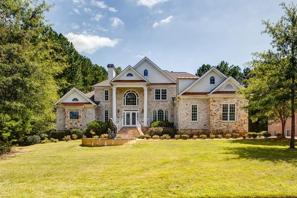 327 Chase Lane, Marietta, GA 30068 — most recent listing photo
