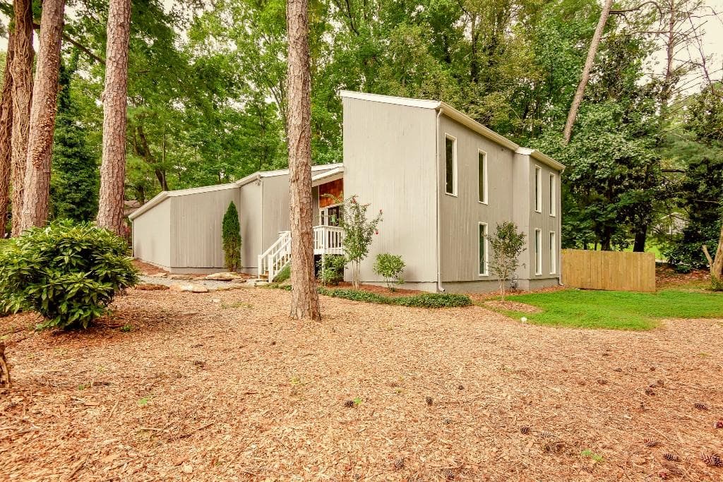 1434 Hidden Hills Parkway, Stone Mountain, GA 30088 — most recent listing photo