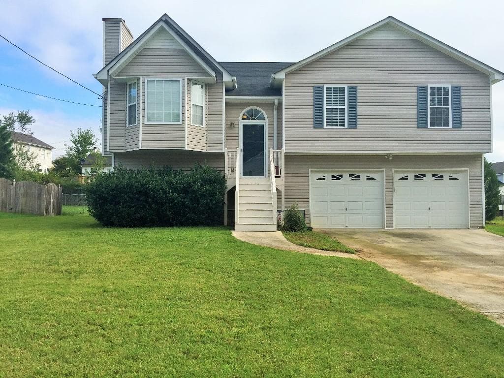 330 River Trace Drive, Villa Rica, GA 30180 — most recent listing photo