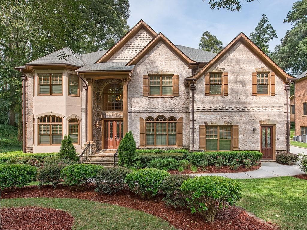 7 bedroom, 9,543 sq ft single family residence sold at 2429 Echo Drive, Atlanta, GA 30345