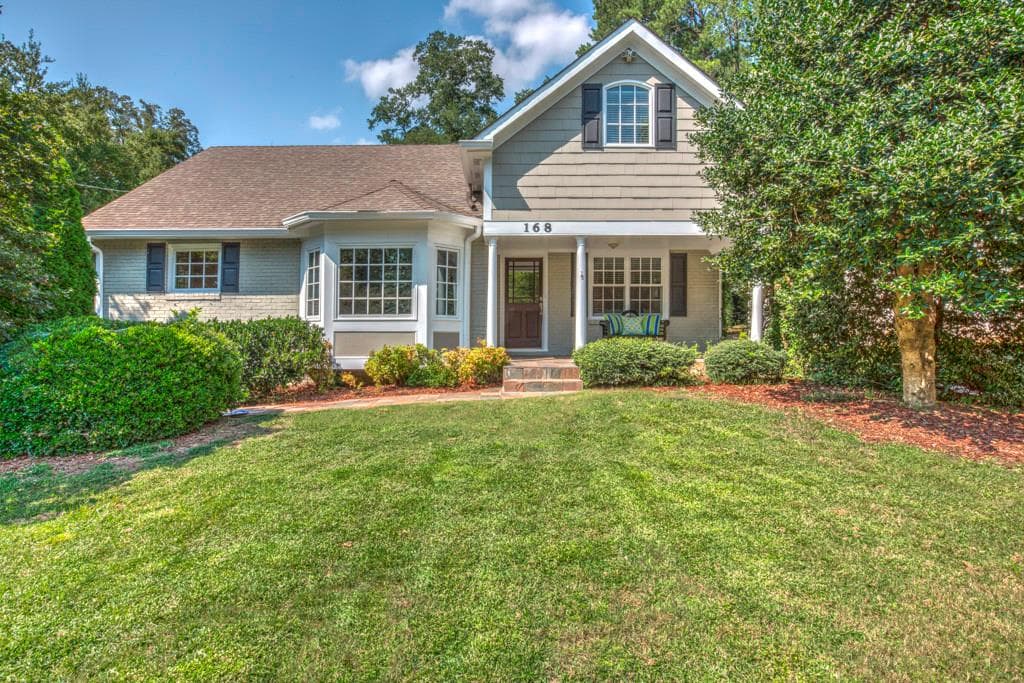 4 bedroom, 2,421 sq ft single family residence sold at 168 E Wesley Road, Atlanta, GA 30305