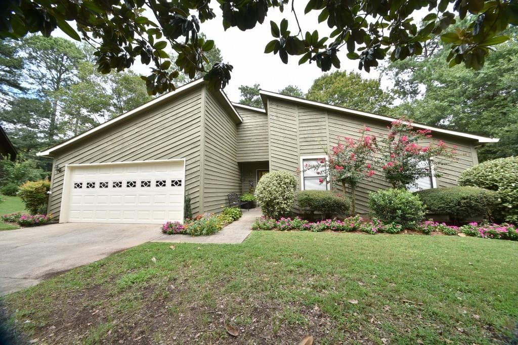 5812 Glenn Hollow Lane, Norcross, GA 30071 — most recent listing photo
