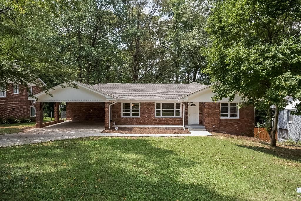 3 bedroom, 1,535 sq ft single family residence sold at 1471 Thomas Road, Decatur, GA 30030