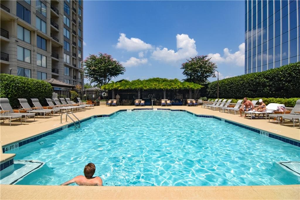 2 bedroom, 1,764 sq ft condominium sold at 3445 Stratford Road 2705, Atlanta, GA 30326