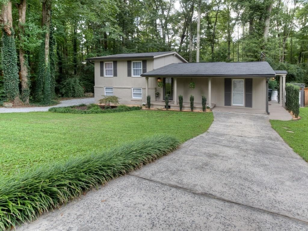 3446 Shawnee Trail, Smyrna, GA 30080 — most recent listing photo