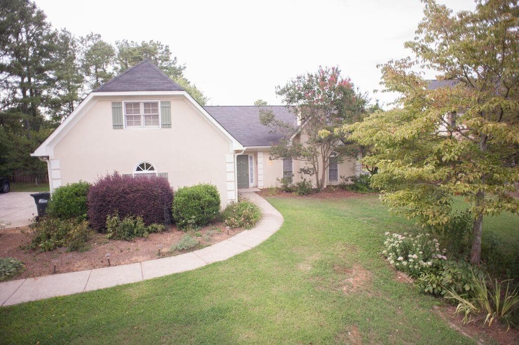 4201 Keheley Lake Drive, Marietta, GA 30066 — most recent listing photo