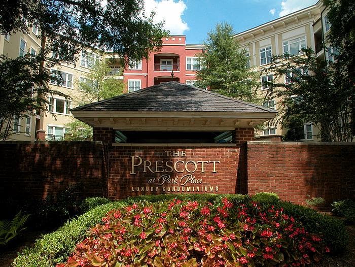 2 bedroom, 1,092 sq ft condominium sold at 11 PERIMETER Center 1209, Atlanta, GA 30346
