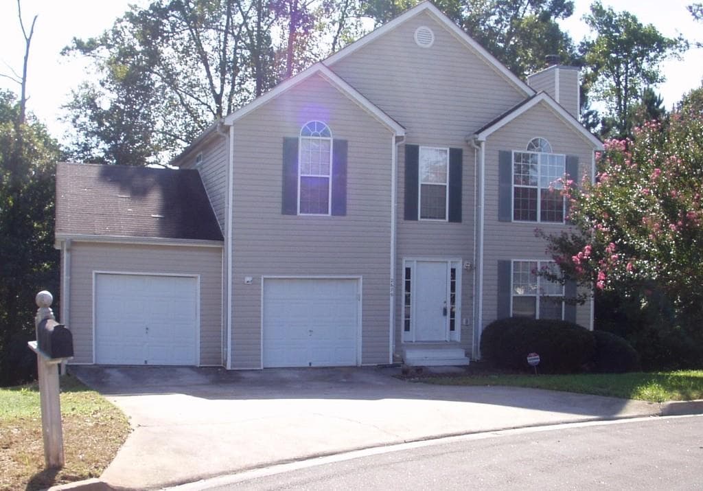 2679 Deann Drive, Ellenwood, GA 30294 — most recent listing photo