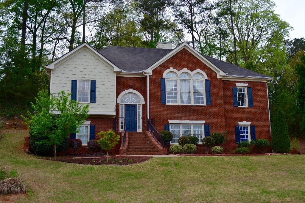 204 Matthew Lane, Woodstock, GA 30189 — most recent listing photo