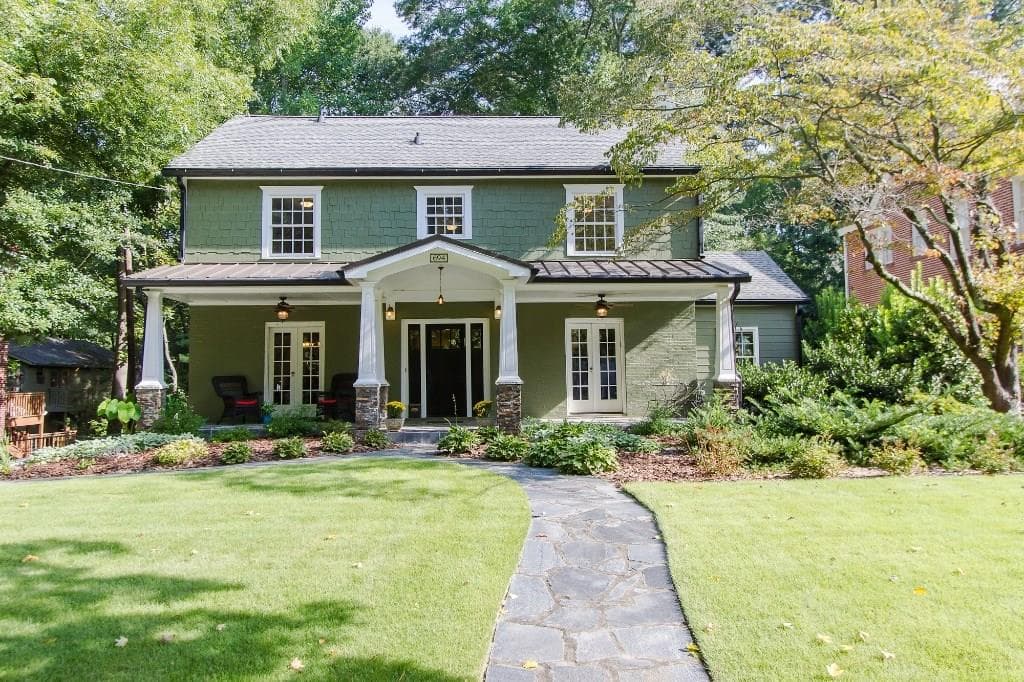 5 bedroom, 3,168 sq ft single family residence sold at 694 E Morningside Drive, Atlanta, GA 30324