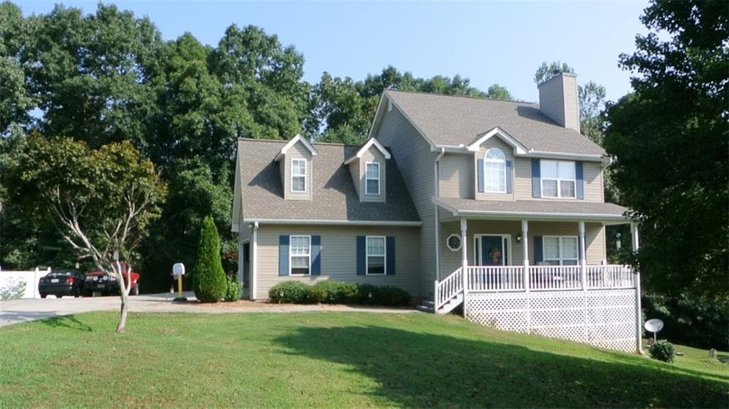 4 bedroom, 2,212 sq ft single family residence sold at 3826 COVERED BRIDGE Place, Gainesville, GA 30506