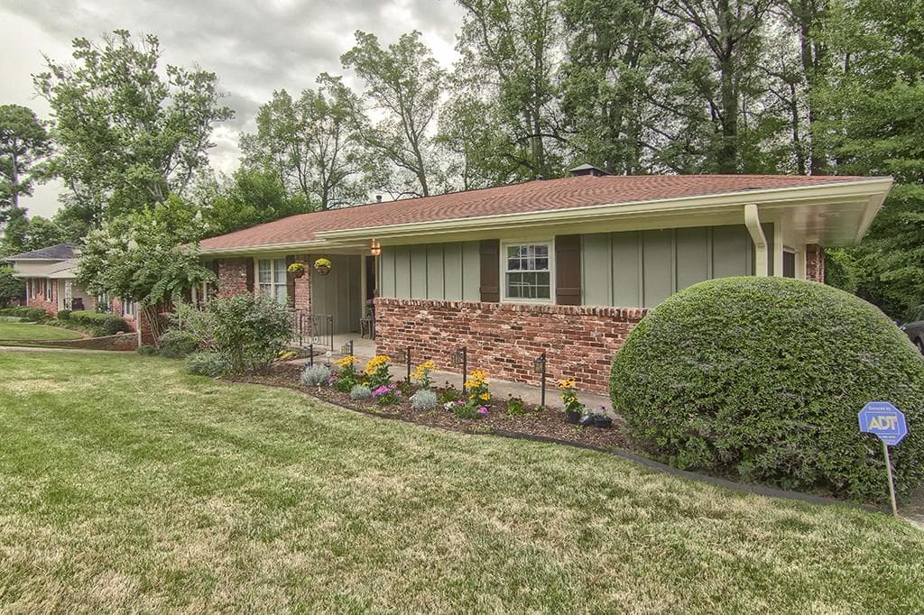 5 bedroom, 2,457 sq ft single family residence sold at 1840 Timothy Drive, Atlanta, GA 30329