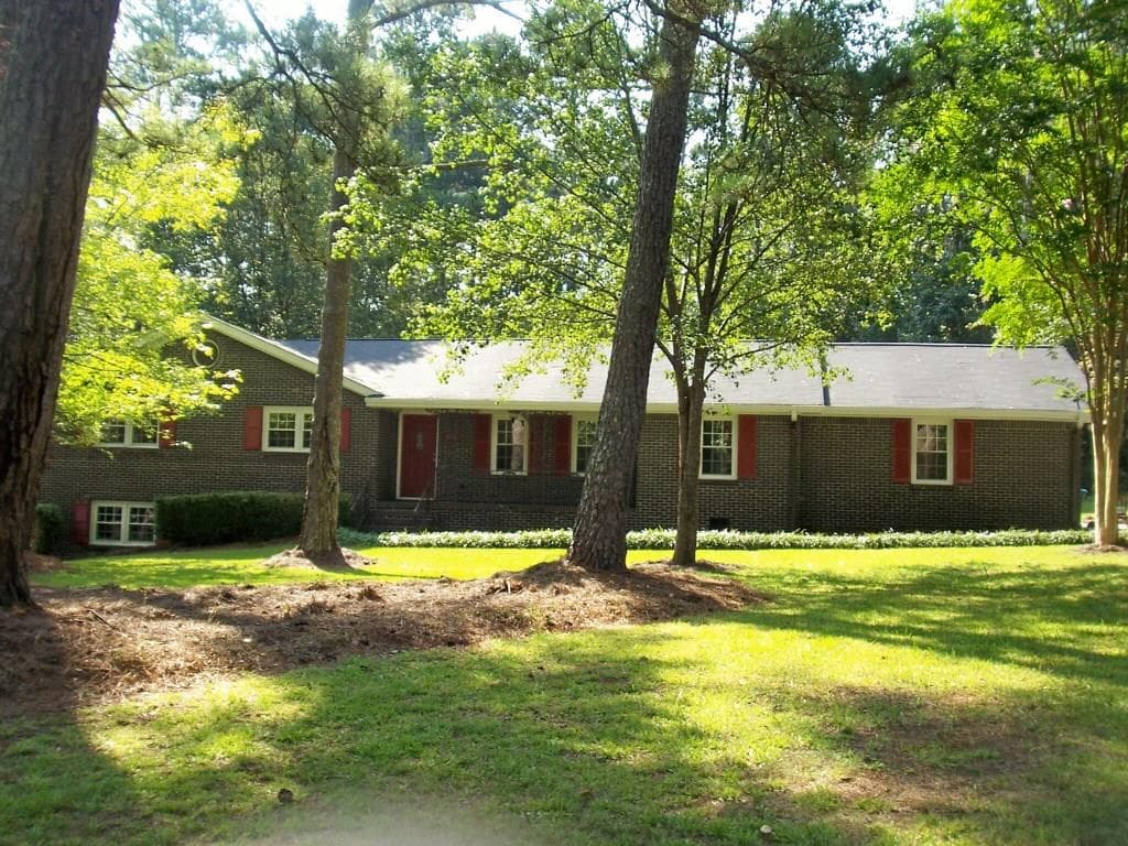 3 bedroom single family residence sold at 2836 Lanier Drive, Snellville, GA 30078