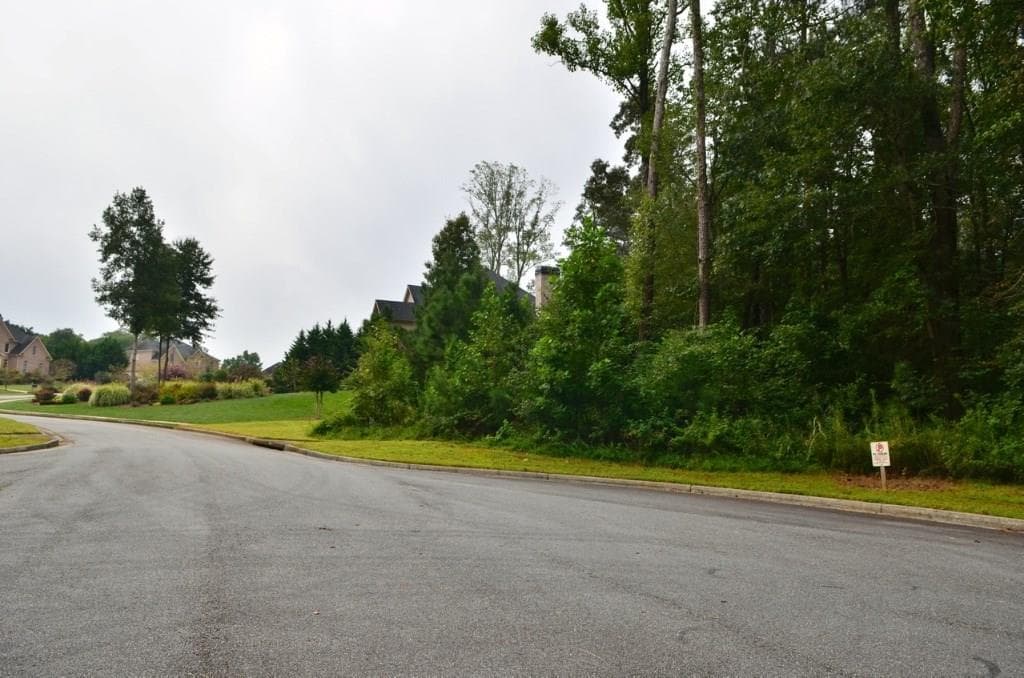 single family residence sold at 217 Woodridge Parkway, Canton, GA 30115