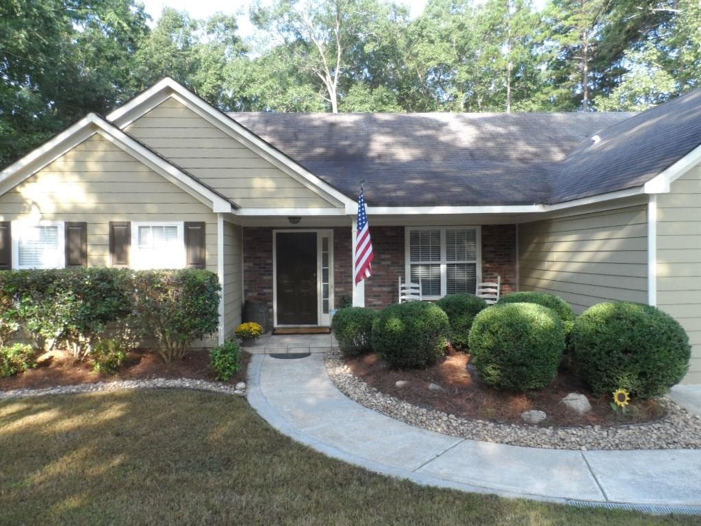 213 OAK HOLLOW COURT, White, GA 30184 — most recent listing photo