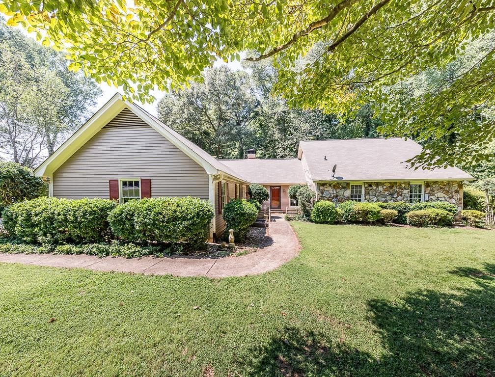 4067 Devonshire Drive, Marietta, GA 30066 — most recent listing photo