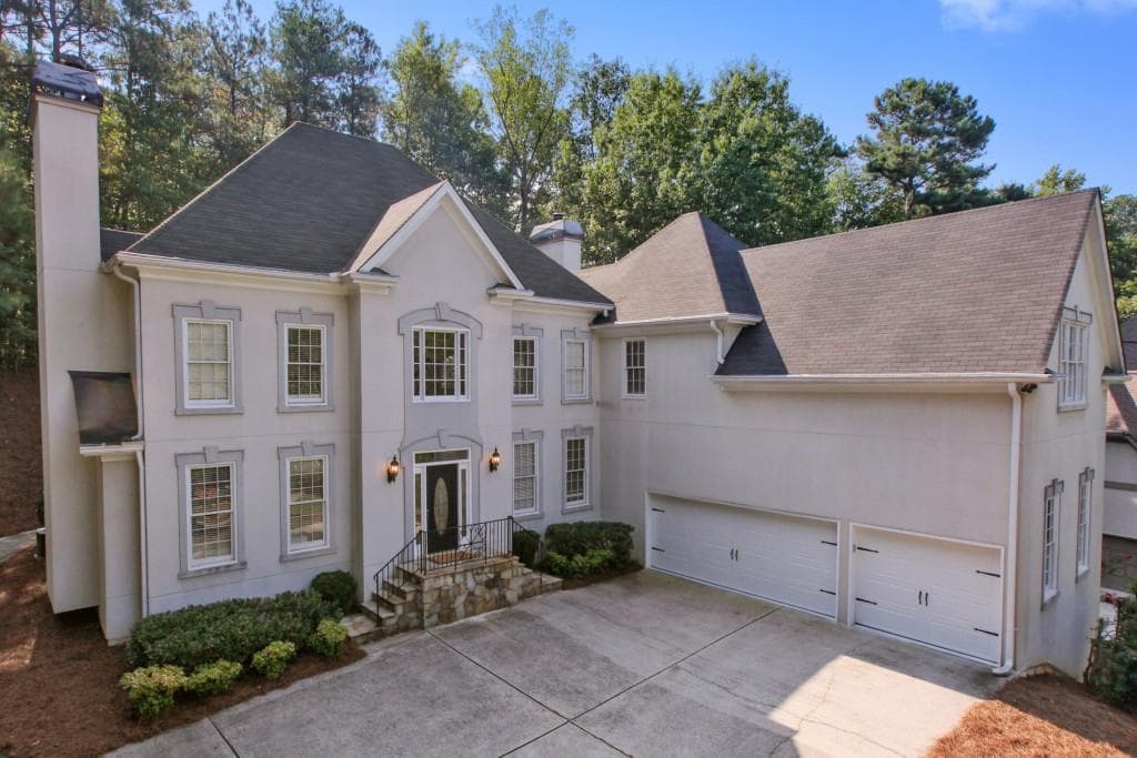 9455 Nesbit Lakes Drive, Alpharetta, GA 30022 — most recent listing photo